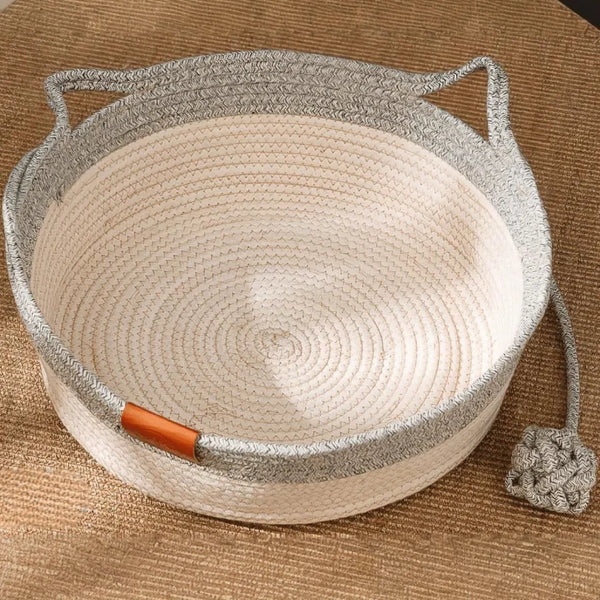 🐾  Cozy Cat Basket Bed